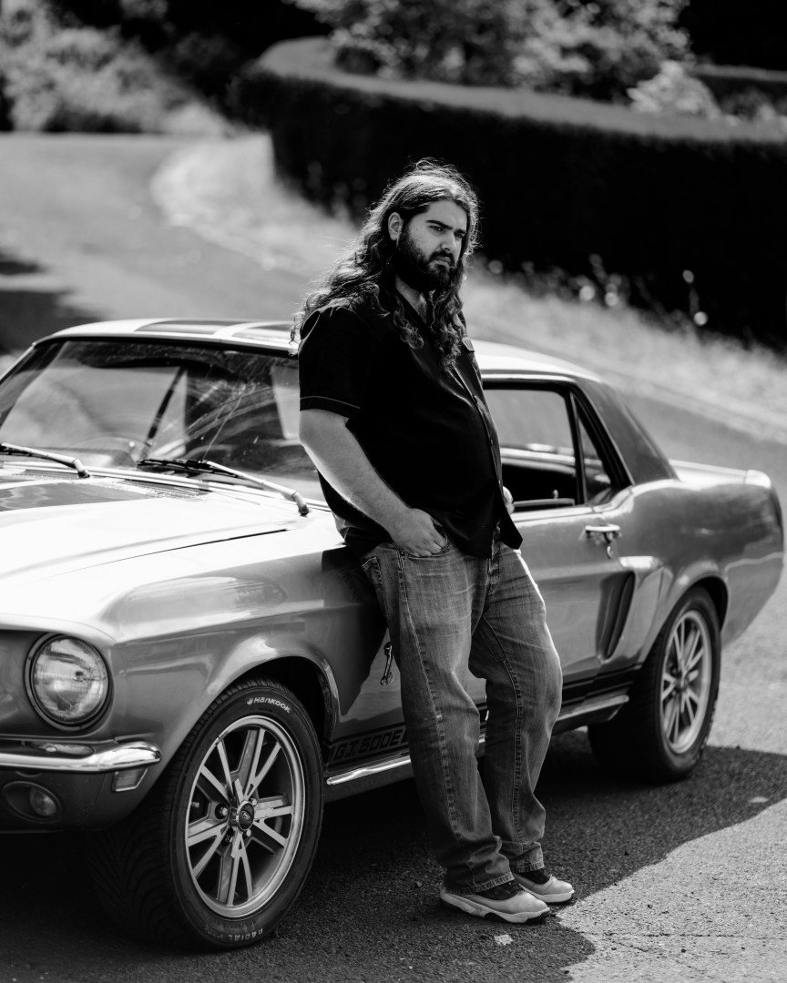 Portrait devant une Mustang - illustration réglages